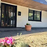 Luxury Wellness Mit Schlossblick - Sauna & Whirlpool 아파트 *