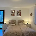 Luxury Wellness Mit Schlossblick - Sauna & Whirlpool 아파트 라한슈타인