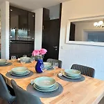 דירה Luxury Wellness Mit Schlossblick - Sauna & Whirlpool *