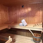 Luxury Wellness Mit Schlossblick - Sauna & Whirlpool * לאנשטיין