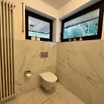 Luxury Wellness Mit Schlossblick - Sauna & Whirlpool * לאנשטיין
