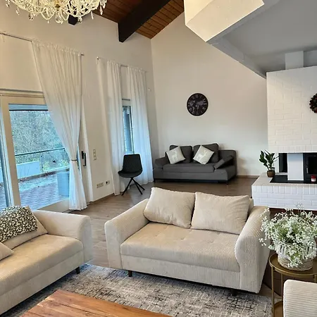 Apartment Luxury Wellness Mit Schlossblick - Sauna & Whirlpool *