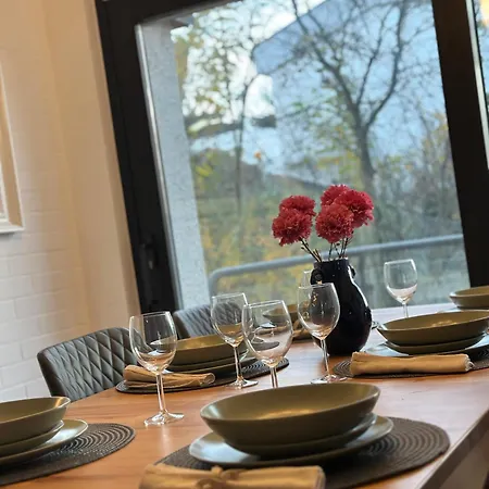Luxury Wellness Mit Schlossblick - Sauna & Whirlpool Apartment *