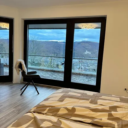 Luxury Wellness Mit Schlossblick - Sauna & Whirlpool Appartement