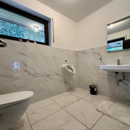 Apartamento Luxury Wellness Mit Schlossblick - Sauna & Whirlpool *