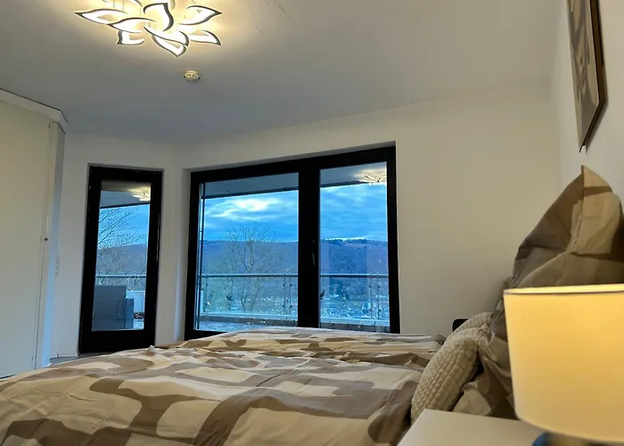 Luxury Wellness Mit Schlossblick - Sauna & Whirlpool * Lahnstein