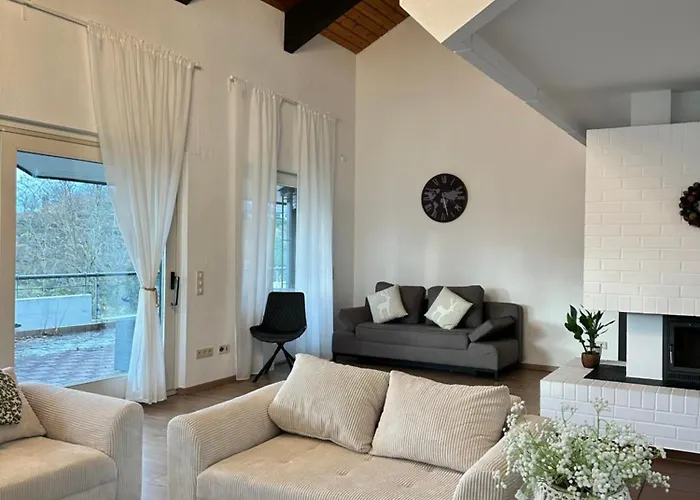 Luxury Wellness Mit Schlossblick - Sauna & Whirlpool *