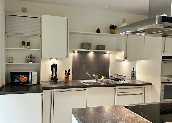 Luxury Wellness Mit Schlossblick - Sauna & Whirlpool Apartamento Lahnstein