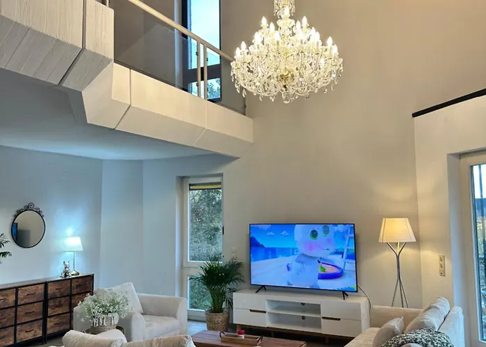 Luxury Wellness Mit Schlossblick - Sauna & Whirlpool Apartamento *