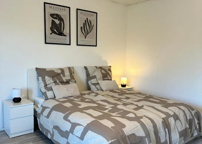 Luxury Wellness Mit Schlossblick - Sauna & Whirlpool *